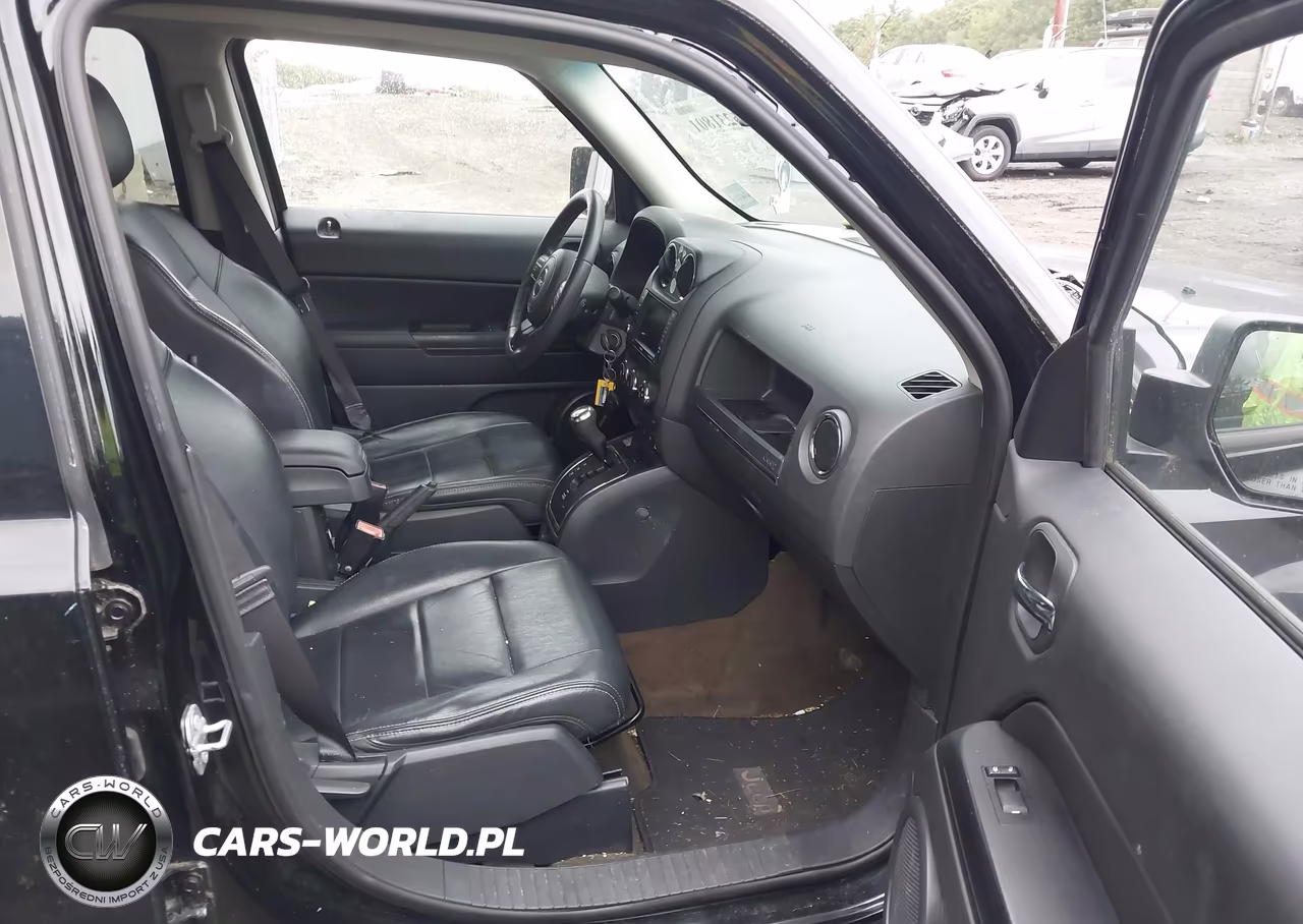2017 Jeep Patriot High Altitude 4X4 VIN:1C4NJRFB9HD210715 - 5