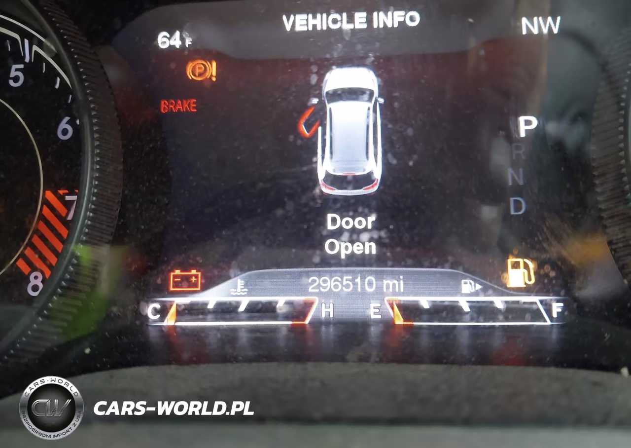 2015 Jeep Cherokee Trailhawk VIN:1C4PJMBS5FW653494 - 15
