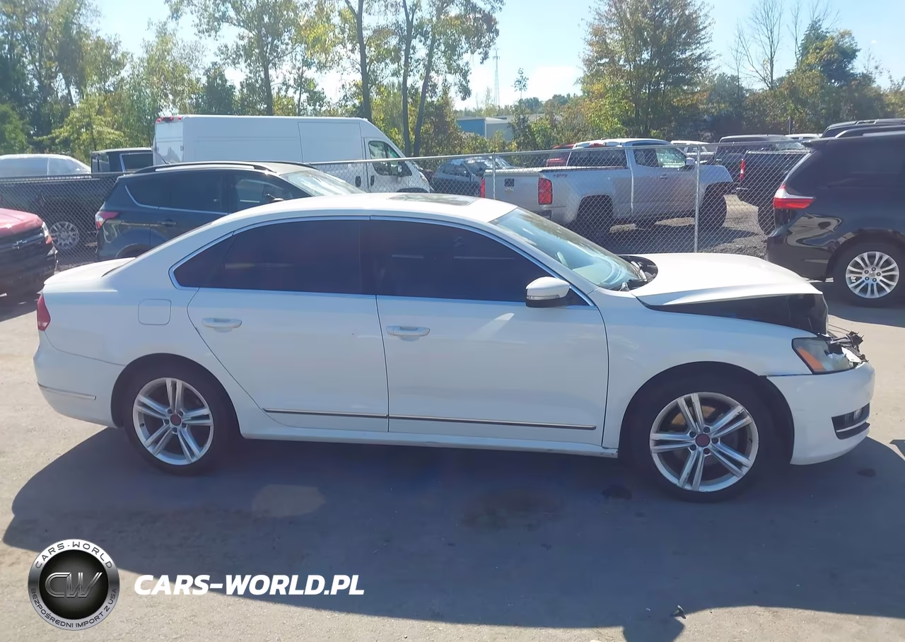 2015 Volkswagen Passat 1.8T Sel Premium VIN:1VWCT7A33FC046402 - 13
