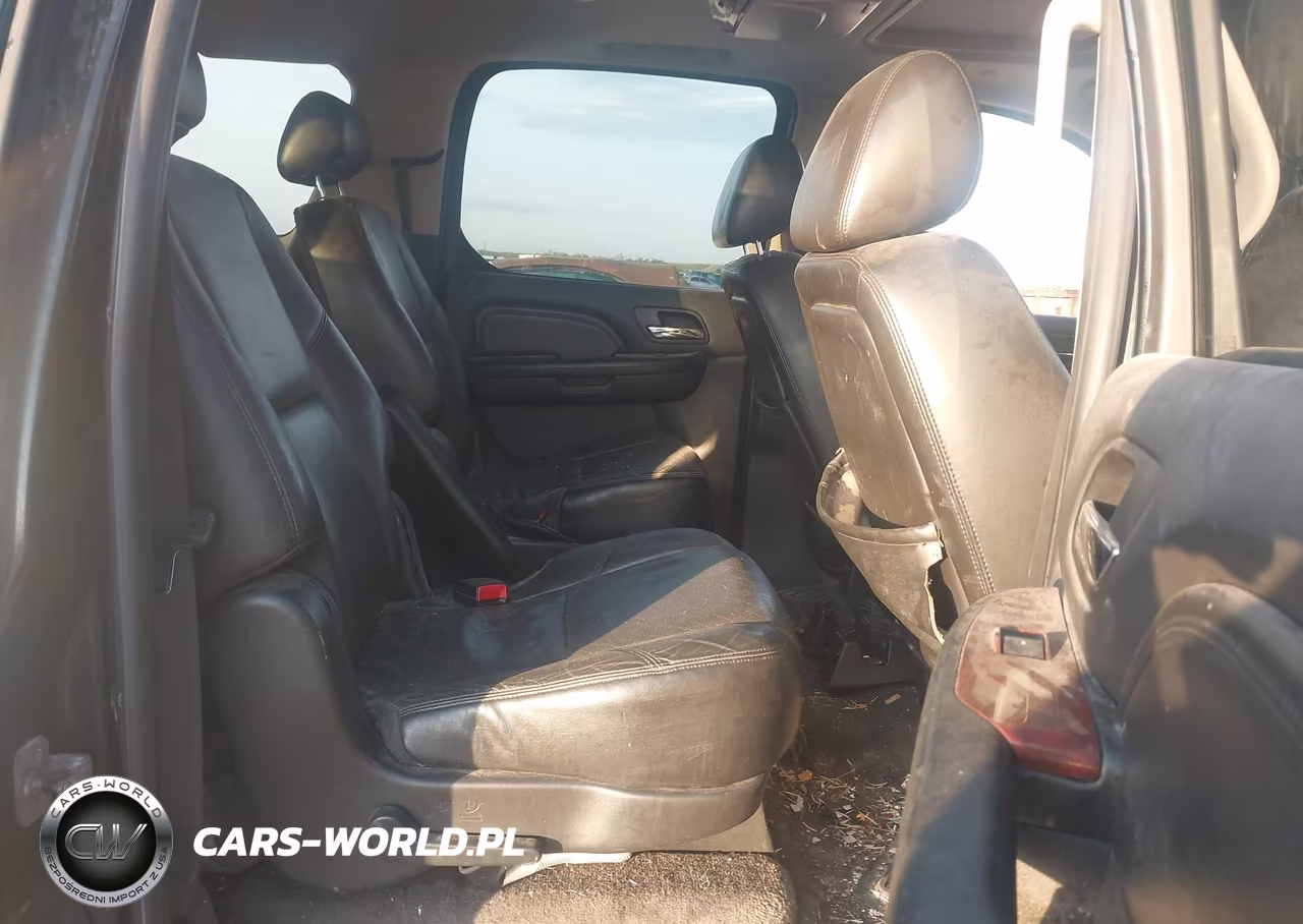 2009 Cadillac Escalade Esv Standard VIN:1GYFK262X9R257677 - 8
