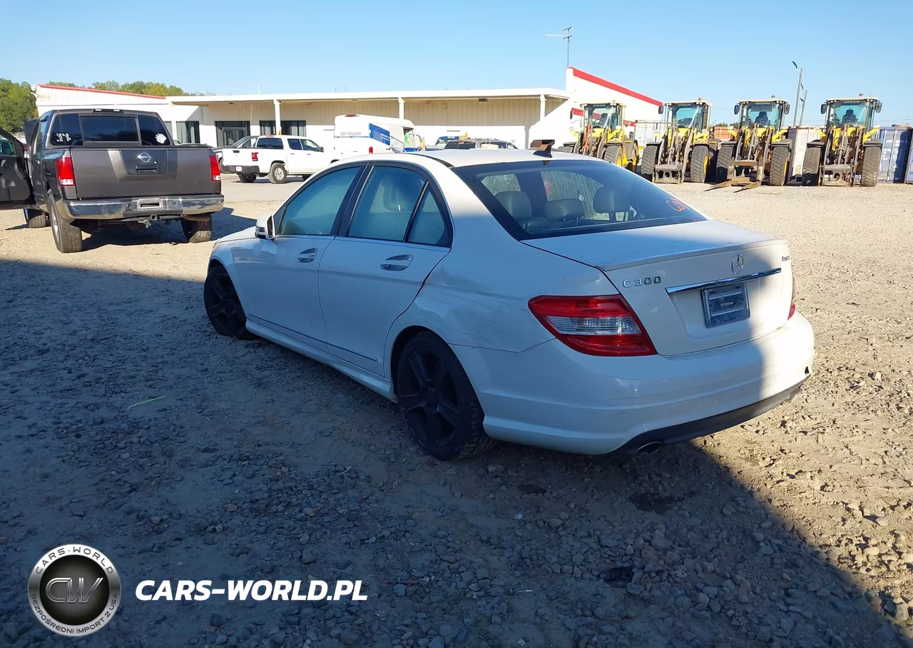 2010 Mercedes-Benz C 300 Sport 4Matic VIN:WDDGF8BB7AF446242 - 3
