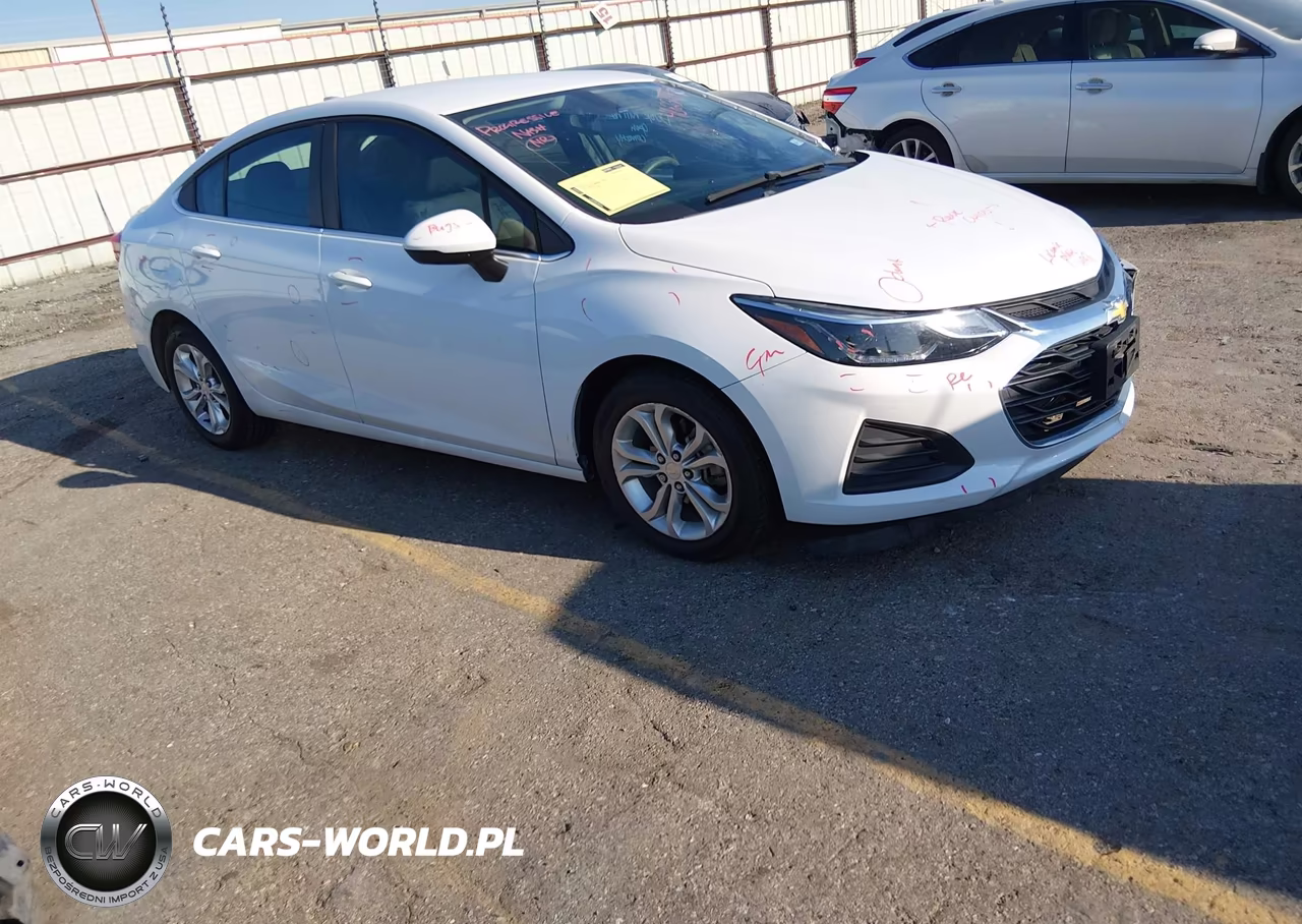 2019 Chevrolet Cruze Lt – zdjęcie 1 z 16
