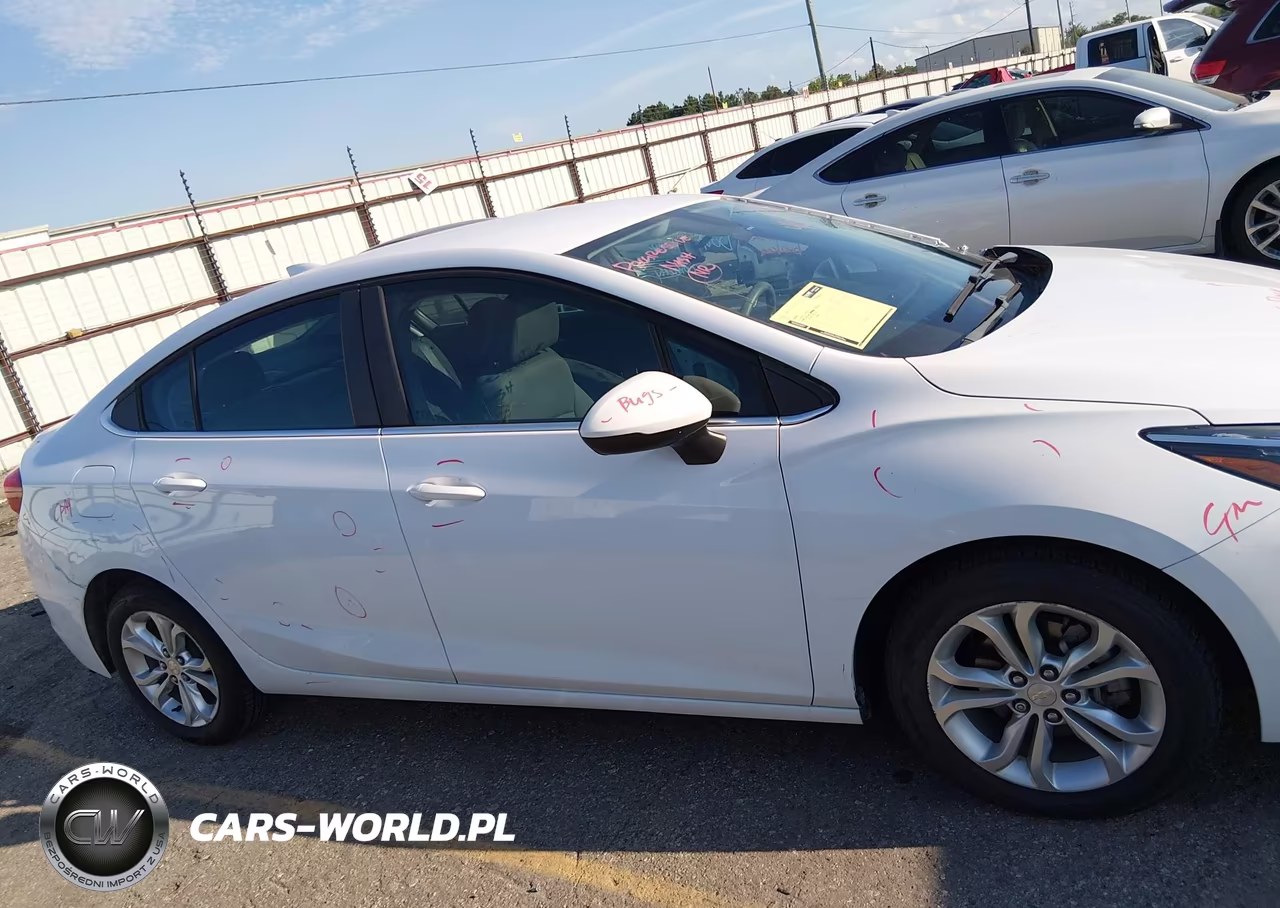 2019 Chevrolet Cruze Lt VIN:1G1BE5SM3K7107022 - 13