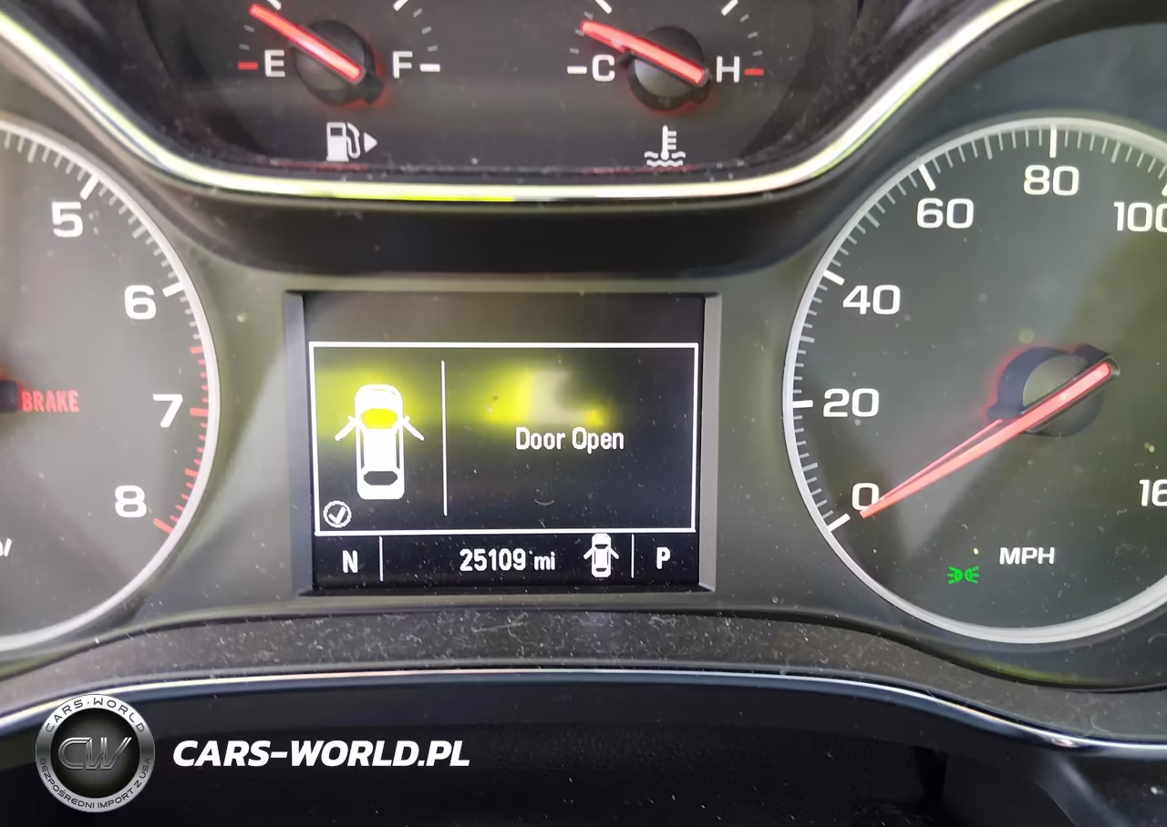 2019 Chevrolet Cruze Lt VIN:1G1BE5SM3K7107022 - 15