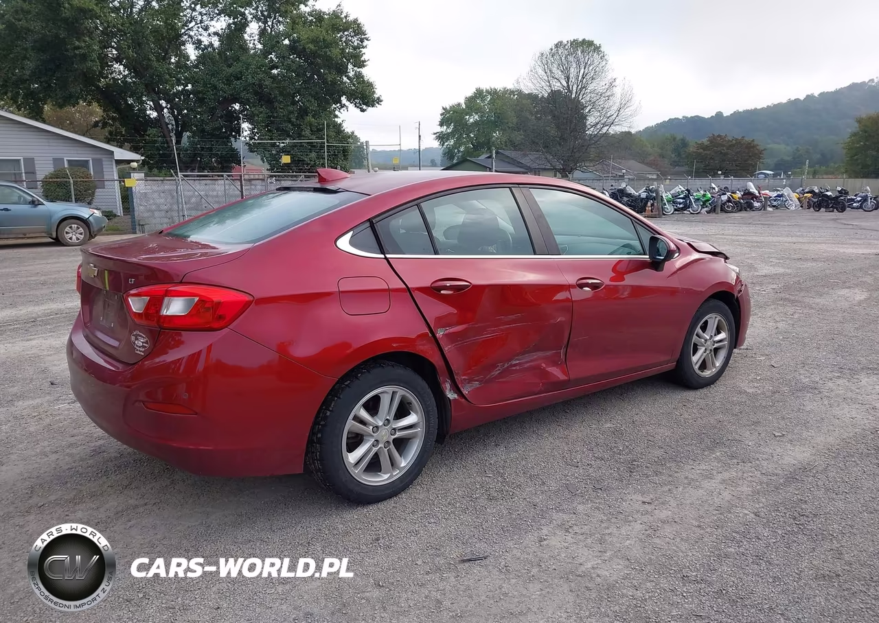 2017 Chevrolet Cruze Lt Auto VIN:1G1BE5SM0H7198937 - 4
