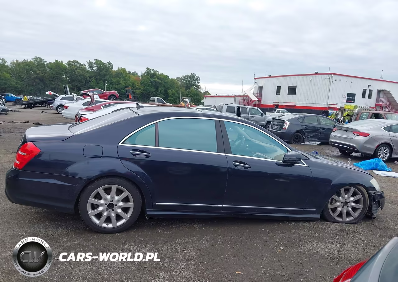 2011 Mercedes-Benz S 550 4Matic VIN:WDDNG8GB8BA406831 - 13