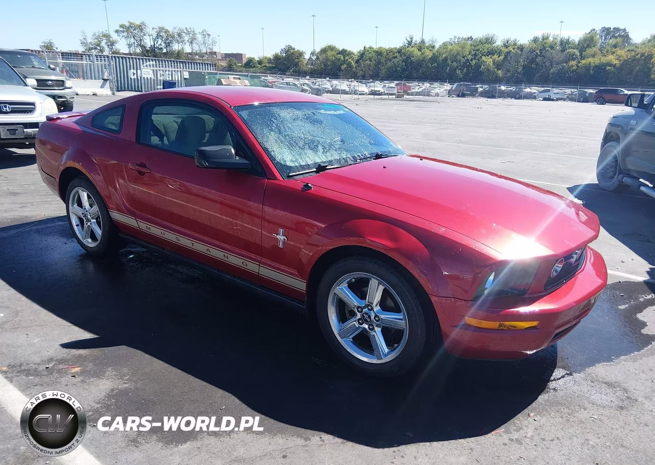 2008 Ford Mustang V6 Deluxe-V6 Premium – zdjęcie 1 z 11