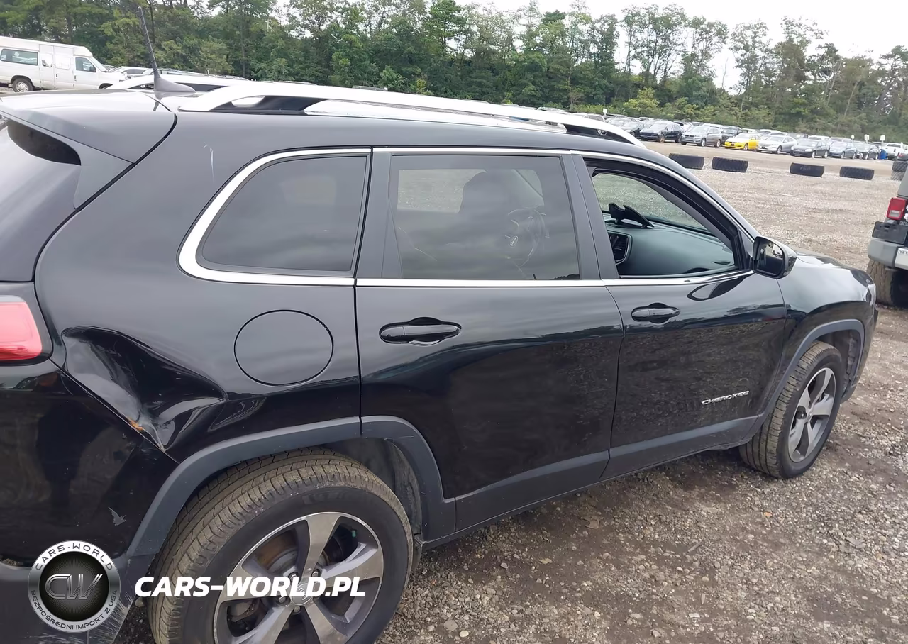 2019 Jeep Cherokee Limited 4X4 VIN:1C4PJMDX3KD322086 - 13