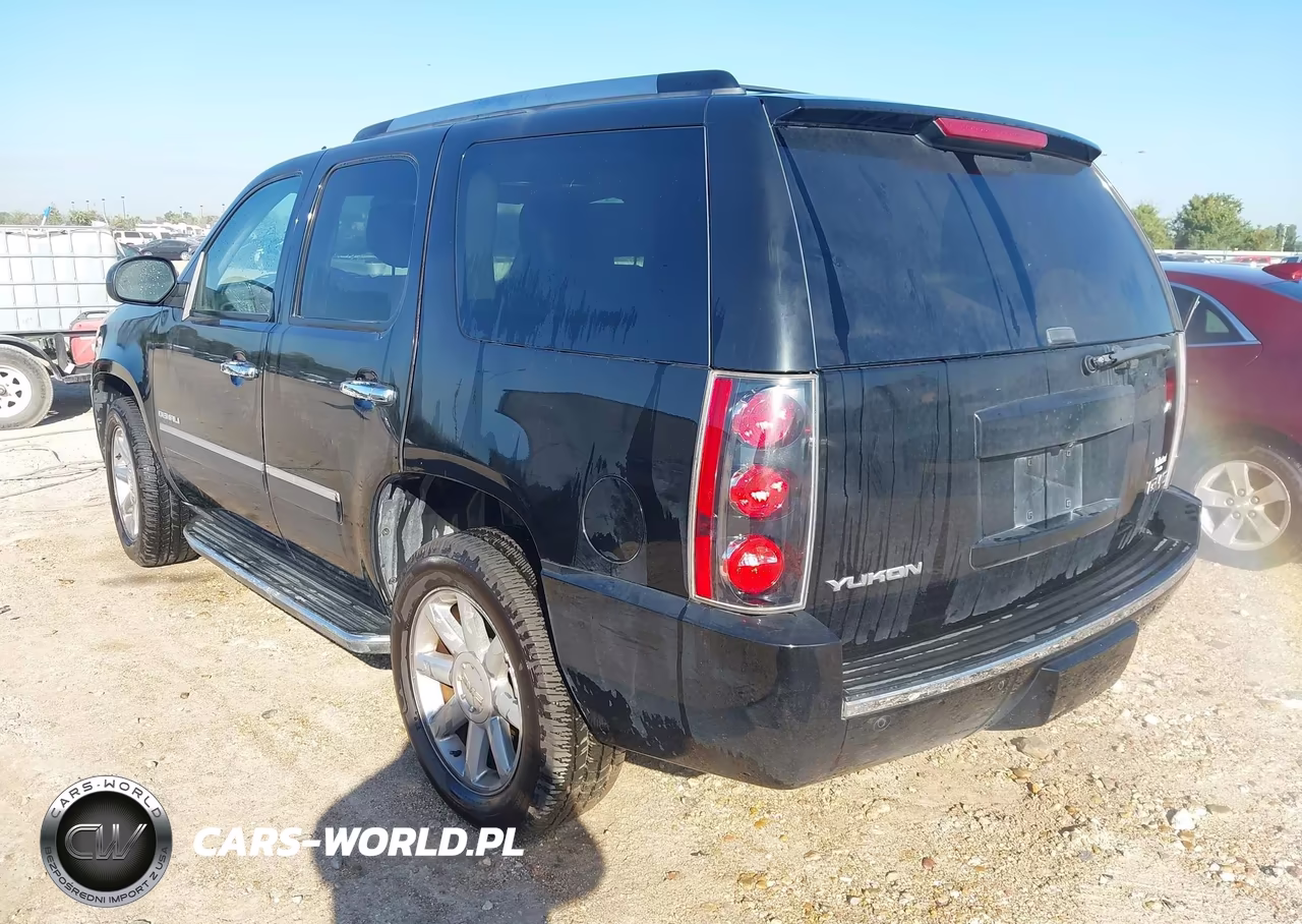 2013 GMC Yukon Denali VIN:1GKS1EEF8DR320348 - 3