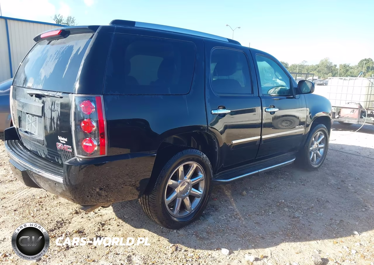 2013 GMC Yukon Denali VIN:1GKS1EEF8DR320348 - 4