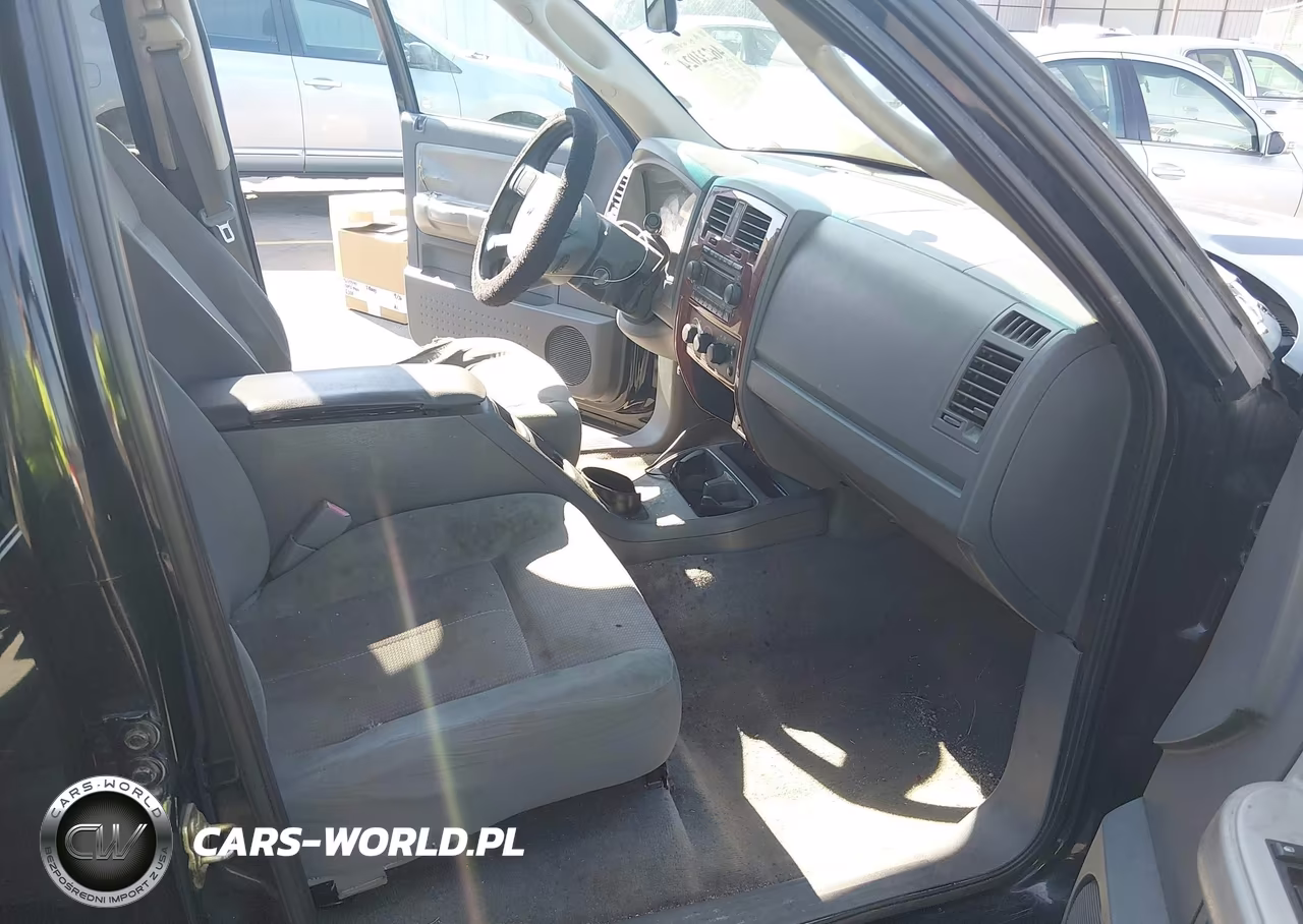 2005 Dodge Dakota Slt VIN:1D7HW48J85S342108 - 5