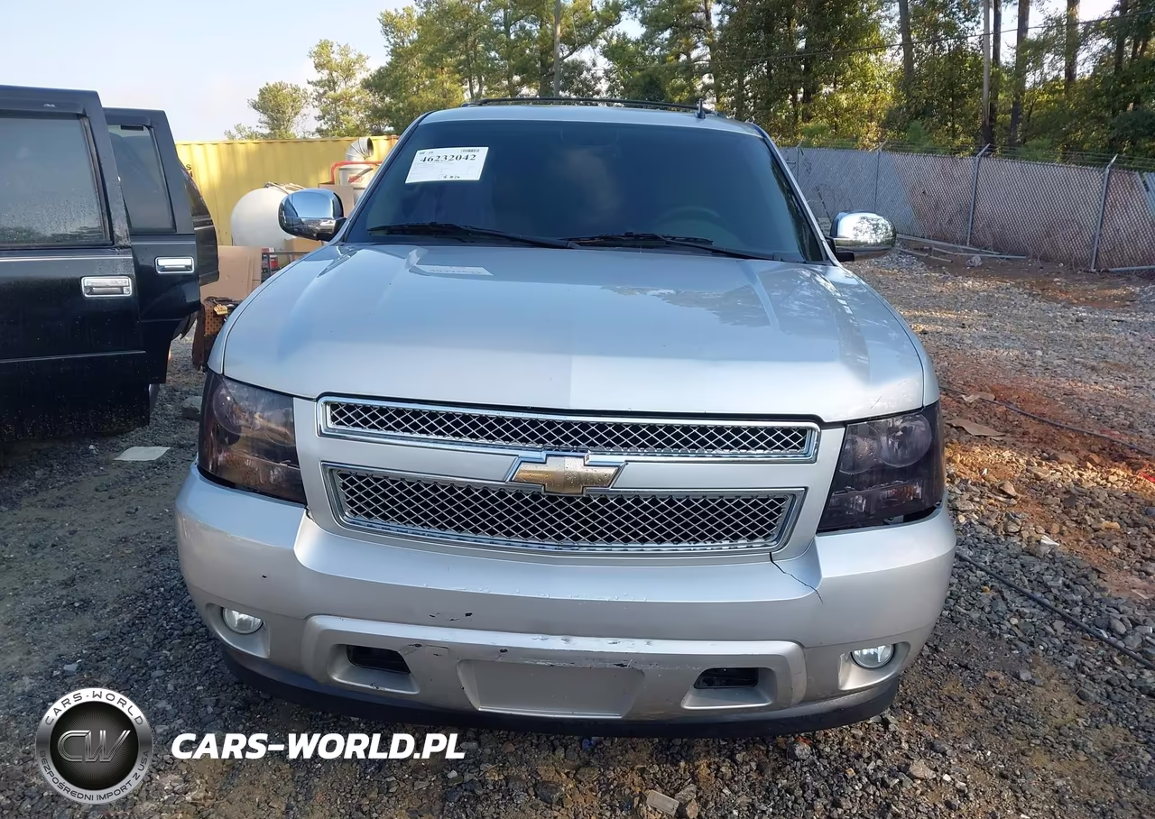 2011 Chevrolet Tahoe Lt VIN:1GNSCBE01BR105690 - 13