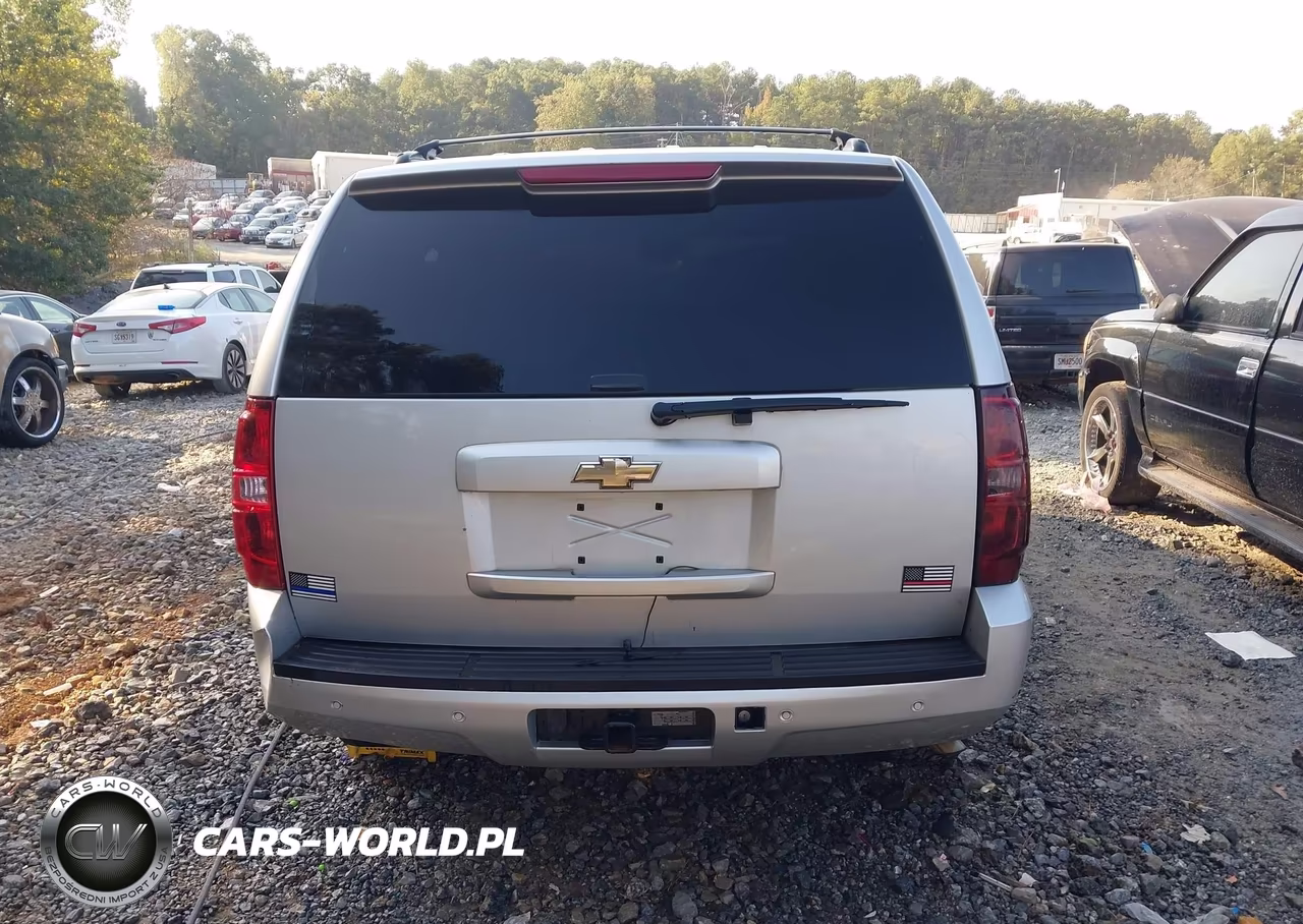 2011 Chevrolet Tahoe Lt VIN:1GNSCBE01BR105690 - 17