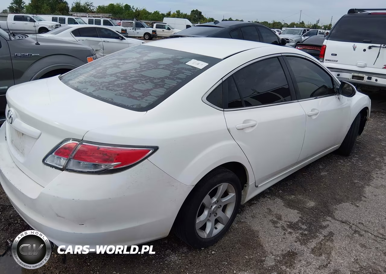 2010 Mazda Mazda6 I Sport VIN:1YVHZ8BA4A5M00154 - 4