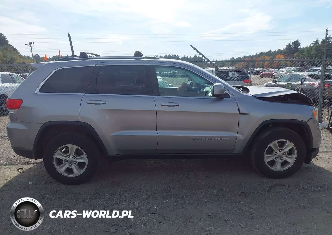 2016 Jeep Grand Cherokee Laredo VIN:1C4RJFAGXGC414141 - 13