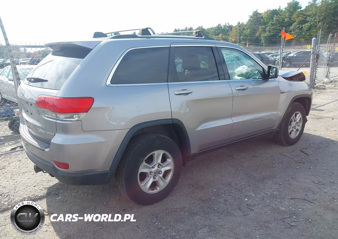 2016 Jeep Grand Cherokee Laredo VIN:1C4RJFAGXGC414141 - 4