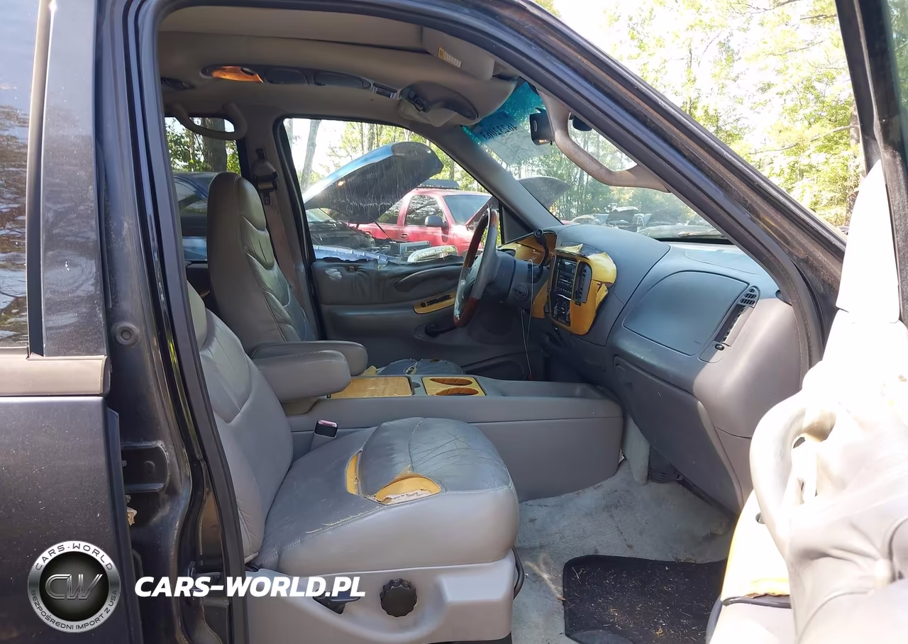 1999 Ford Expedition Eddie Bauer-Xlt VIN:1FMPU18L9XLA60693 - 5