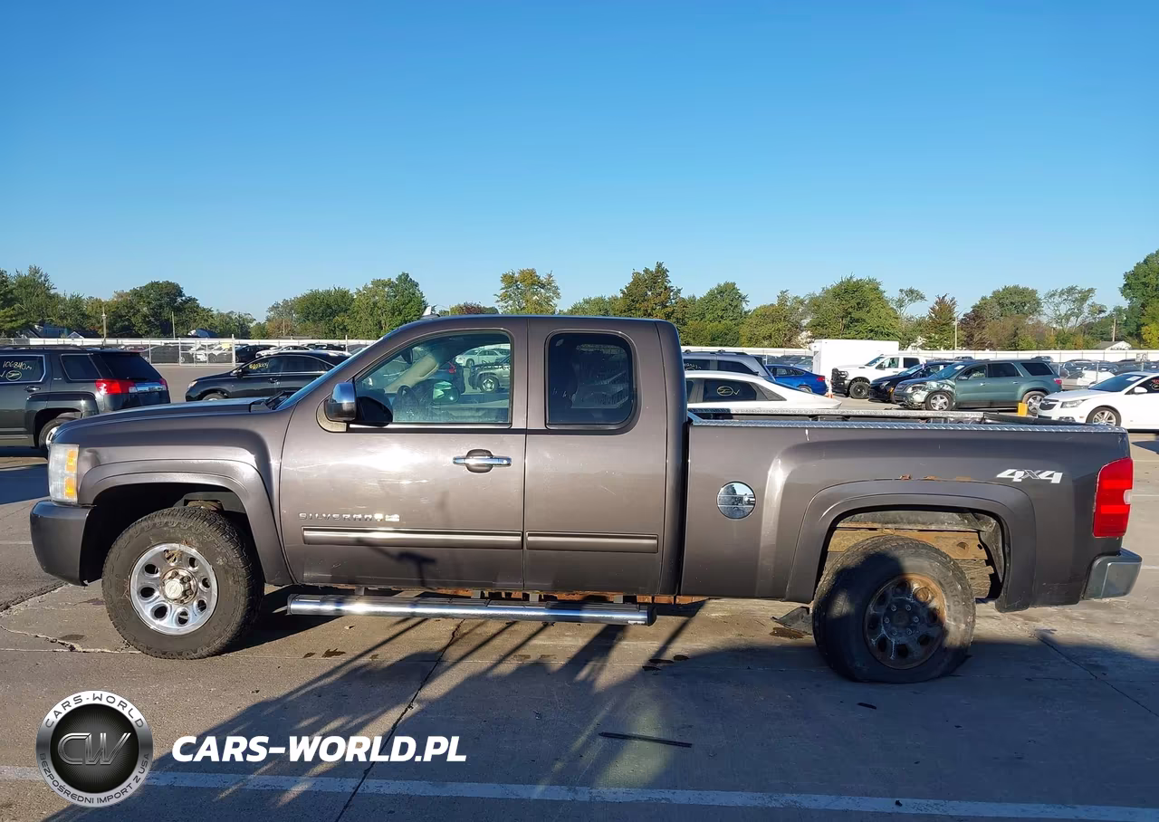 2010 Chevrolet Silverado 1500 Ls VIN:1GCSKREA3AZ183450 - 14