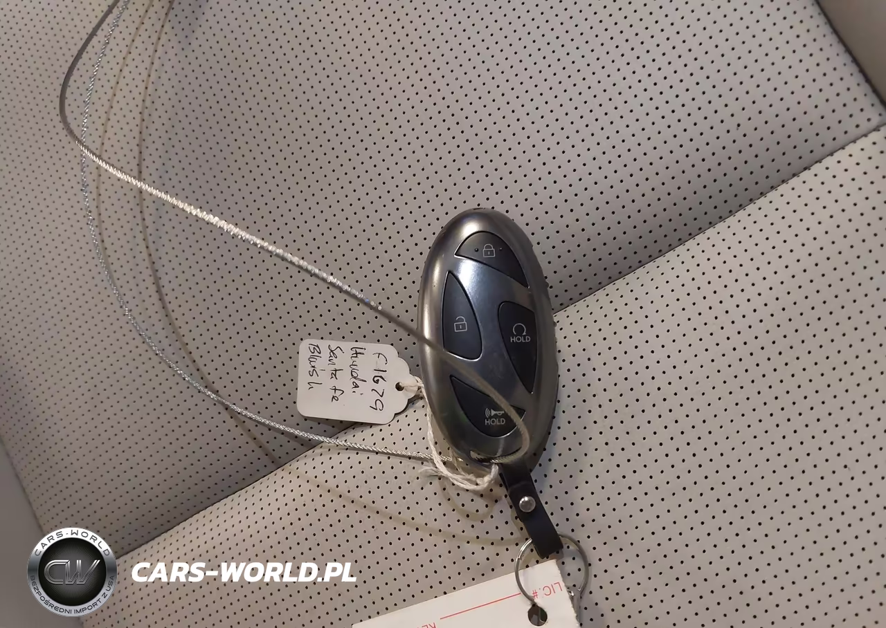 2026 Hyundai Santa Fe Hybrid Limited VIN:5NMP3DG11TH123225 - 11