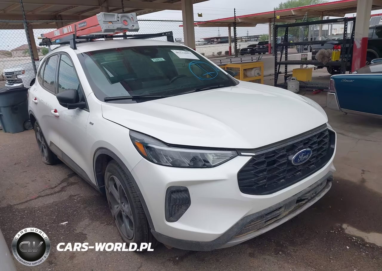 2026 Ford Escape St-Line