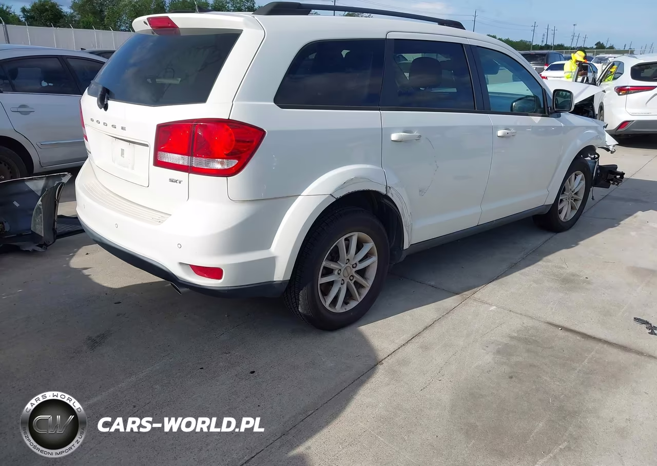 2015 Dodge Journey Sxt VIN:3C4PDDBG3FT715662 - 4