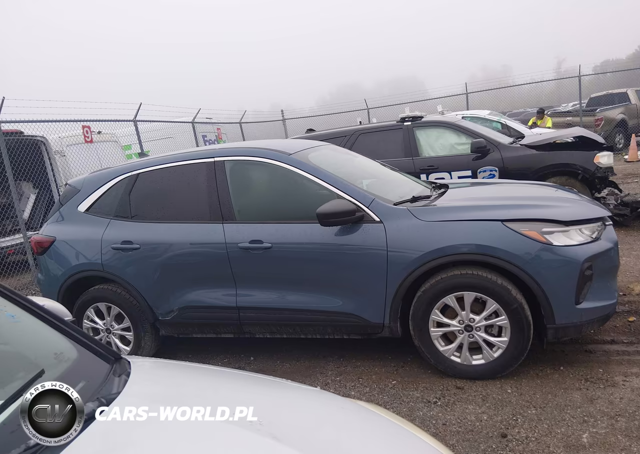 2023 Ford Escape Active VIN:1FMCU9GN7PUA11115 - 13
