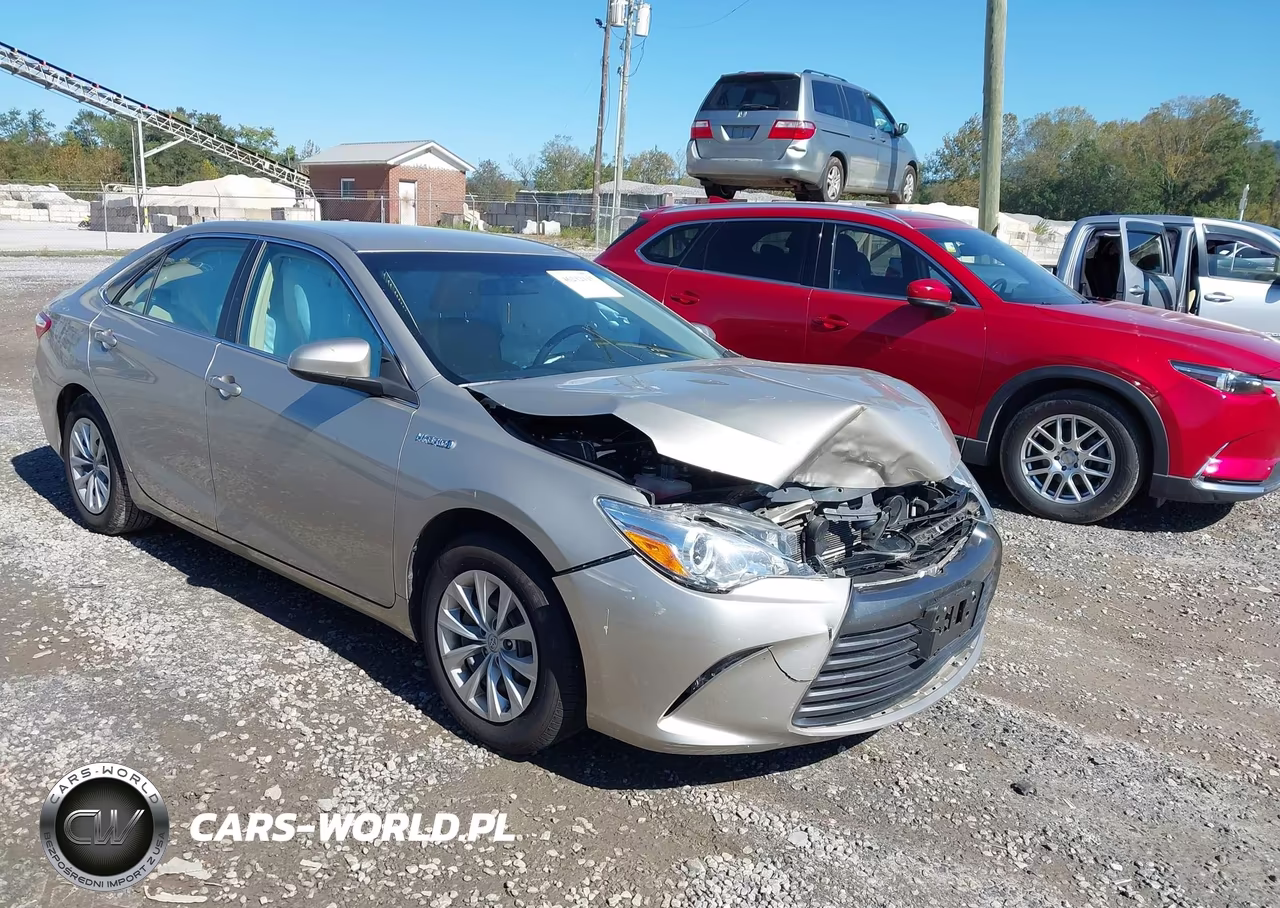 2016 Toyota Camry Hybrid Le