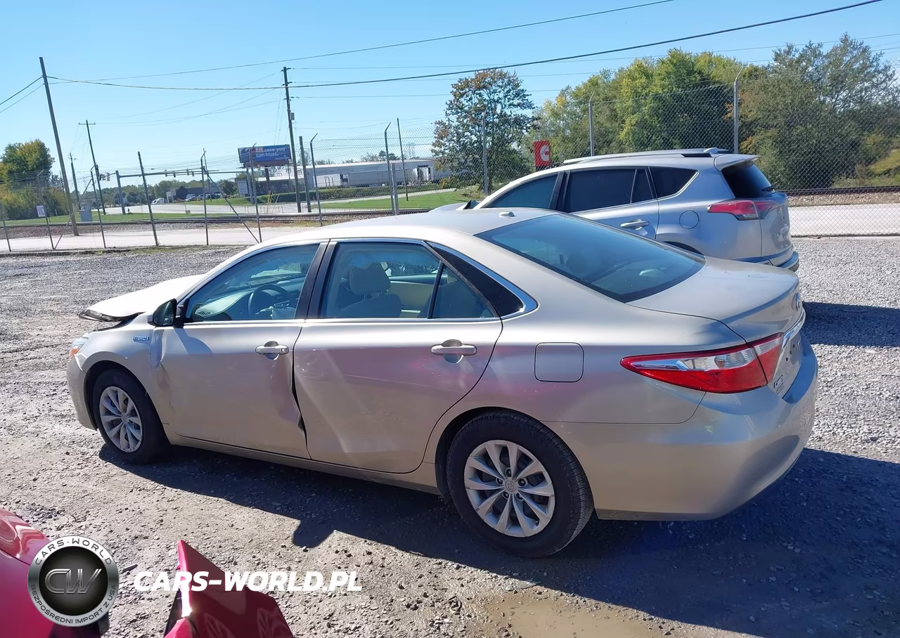 2016 Toyota Camry Hybrid Le VIN:4T1BD1FK5GU186452 - 13