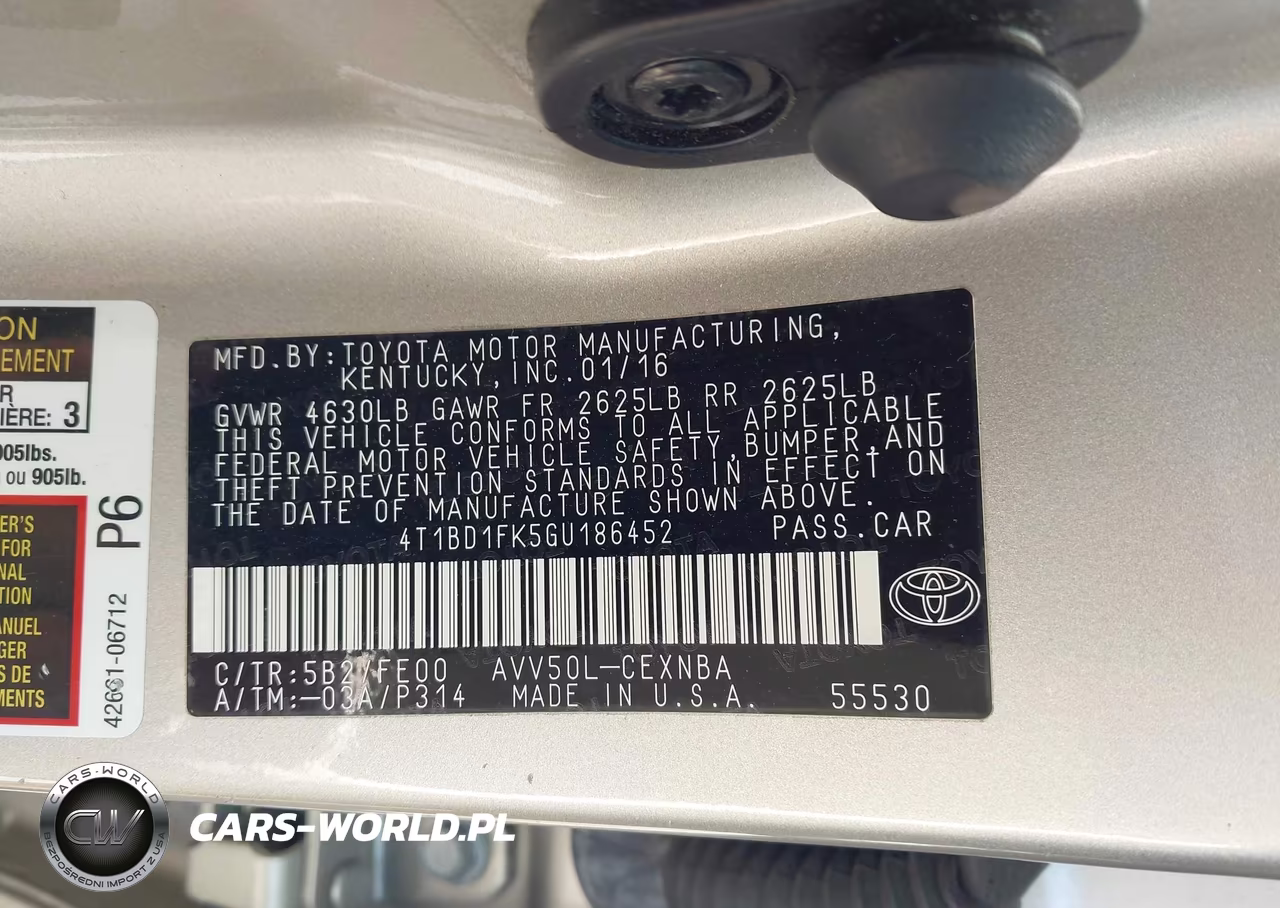 2016 Toyota Camry Hybrid Le VIN:4T1BD1FK5GU186452 - 9