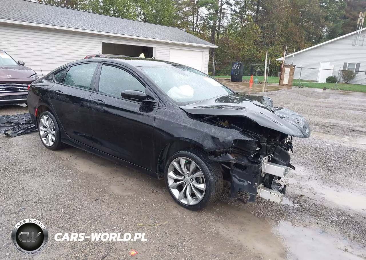 2015 Chrysler 200 S