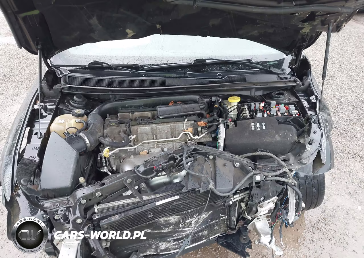 2015 Chrysler 200 S VIN:1C3CCCBB6FN717605 - 10