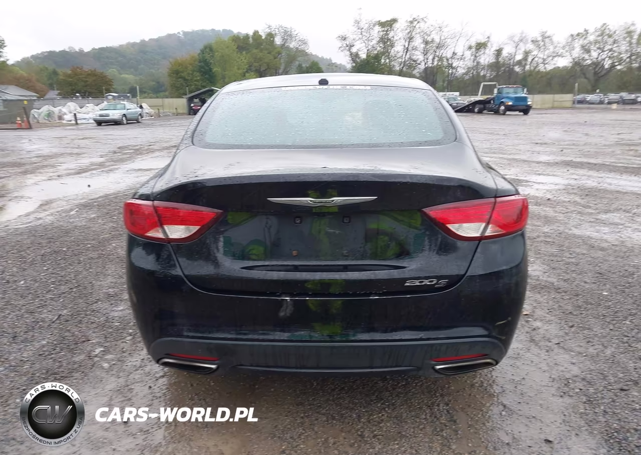 2015 Chrysler 200 S VIN:1C3CCCBB6FN717605 - 16