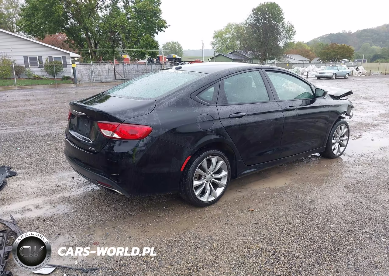 2015 Chrysler 200 S VIN:1C3CCCBB6FN717605 - 4