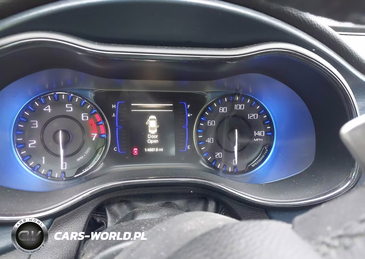 2015 Chrysler 200 S VIN:1C3CCCBB6FN717605 - 7