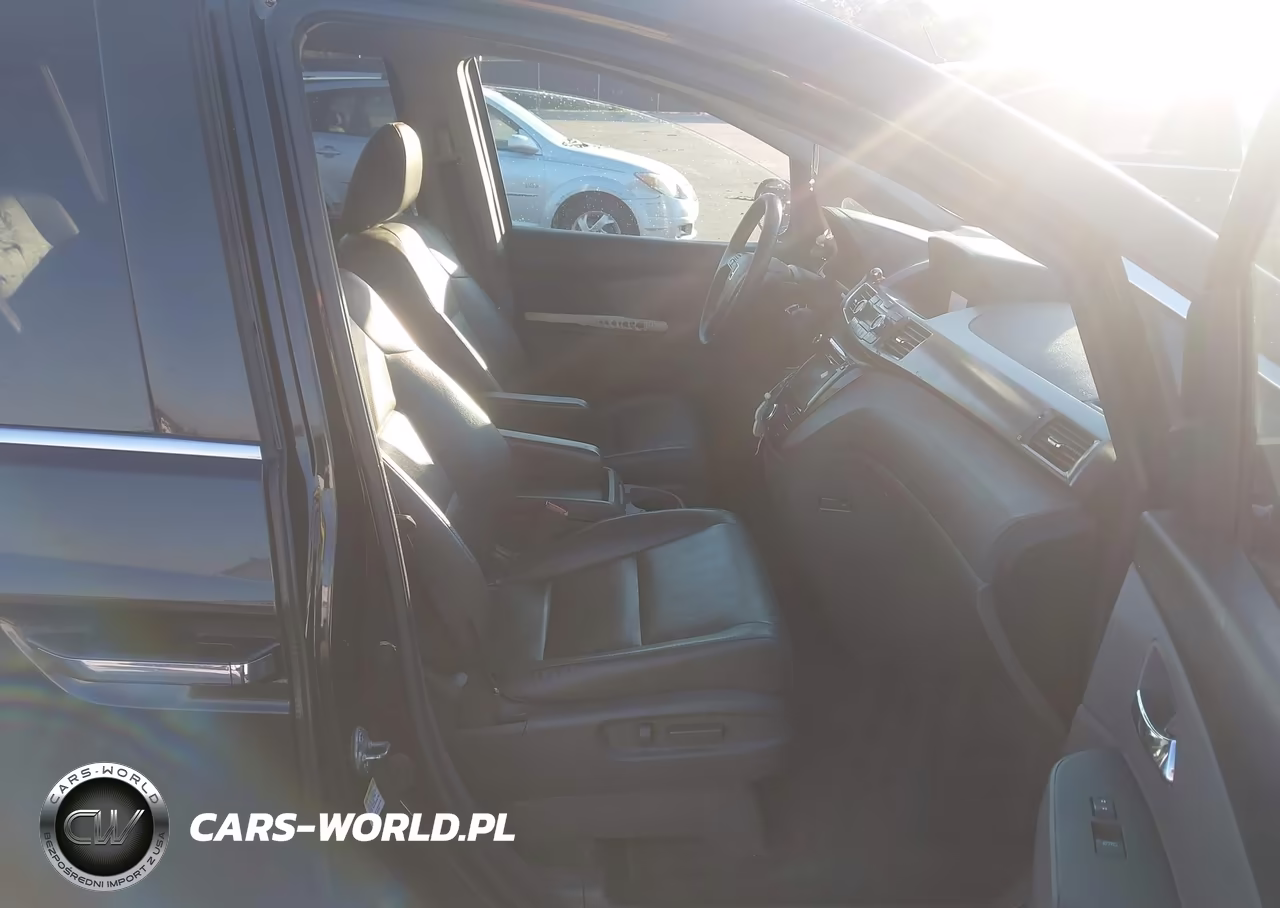 2014 Honda Odyssey Touring-Touring Elite VIN:5FNRL5H98EB006779 - 5