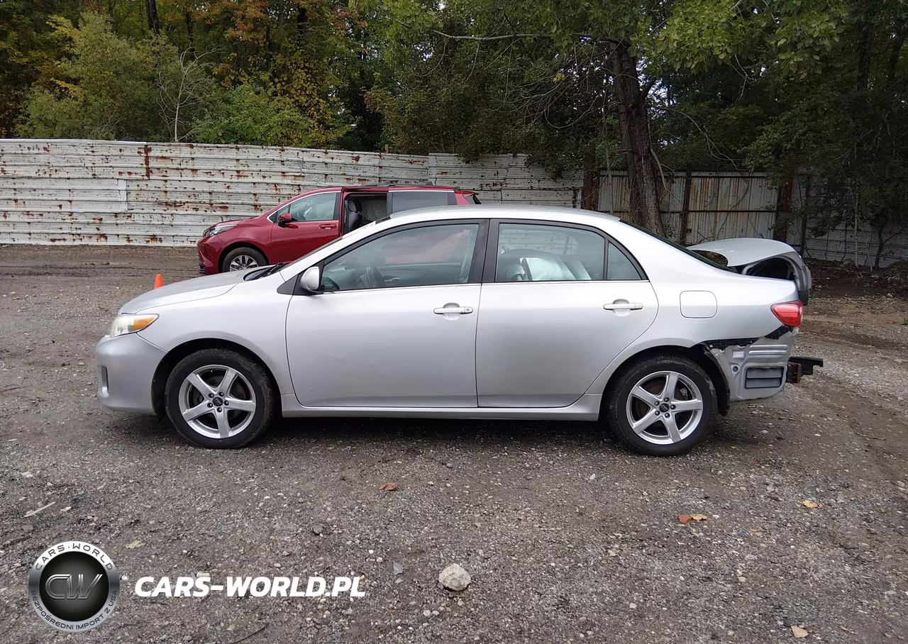 2013 Toyota Corolla Le VIN:5YFBU4EE5DP220349 - 15