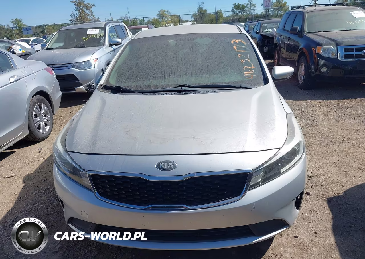 2017 Kia Forte Lx VIN:3KPFK4A71HE086378 - 6