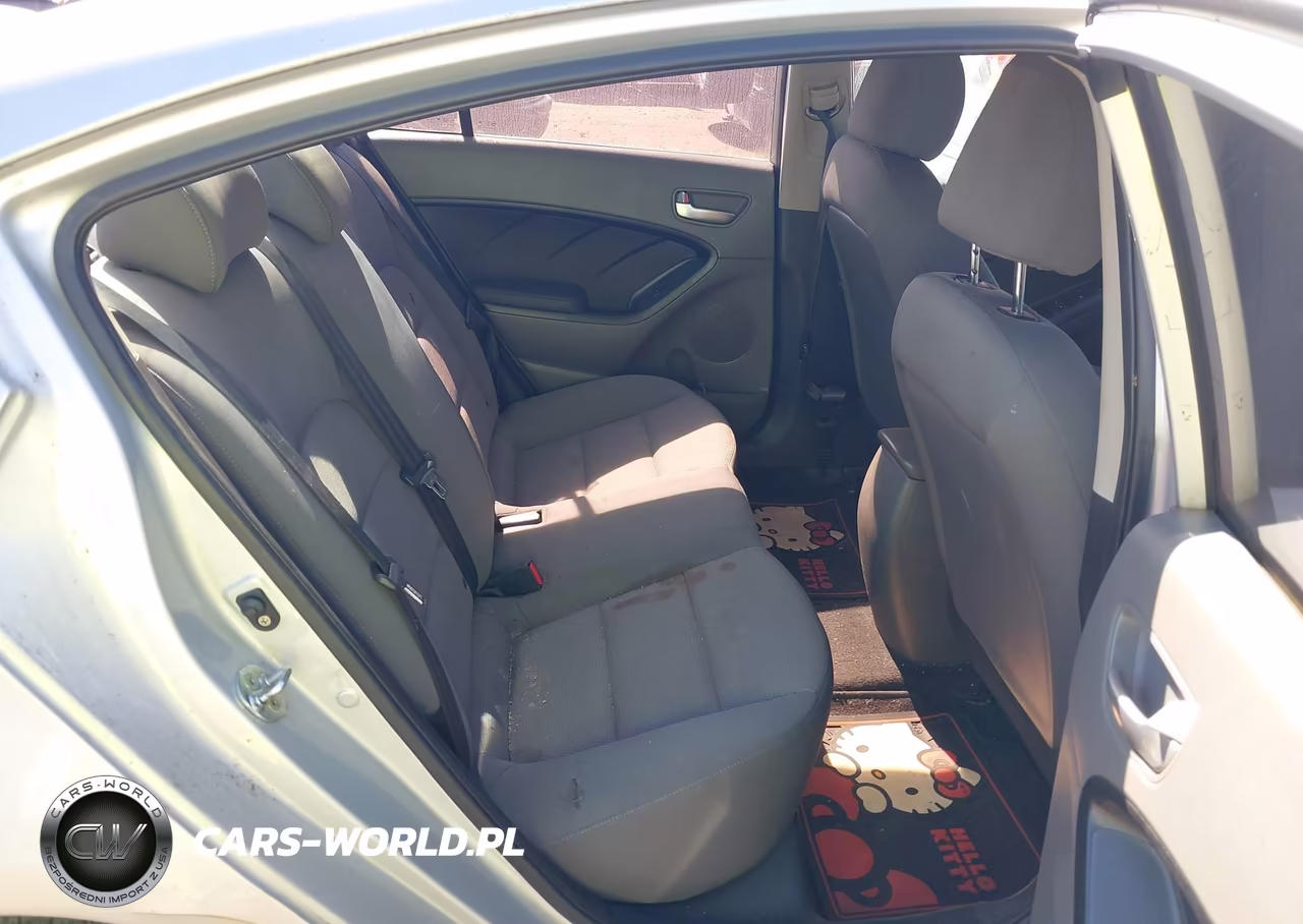 2017 Kia Forte Lx VIN:3KPFK4A71HE086378 - 8