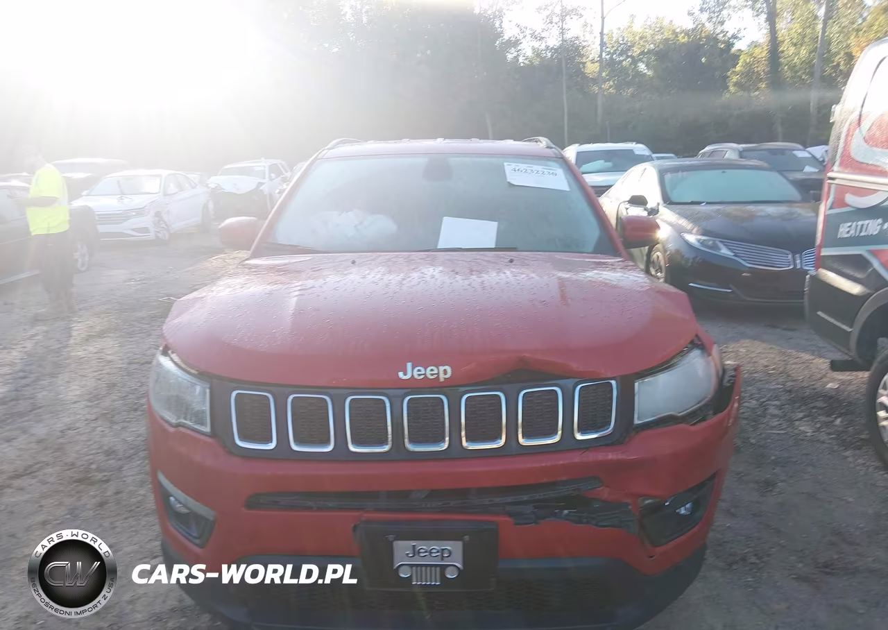 2018 Jeep Compass Latitude 4X4 VIN:3C4NJDBB5JT355839 - 12
