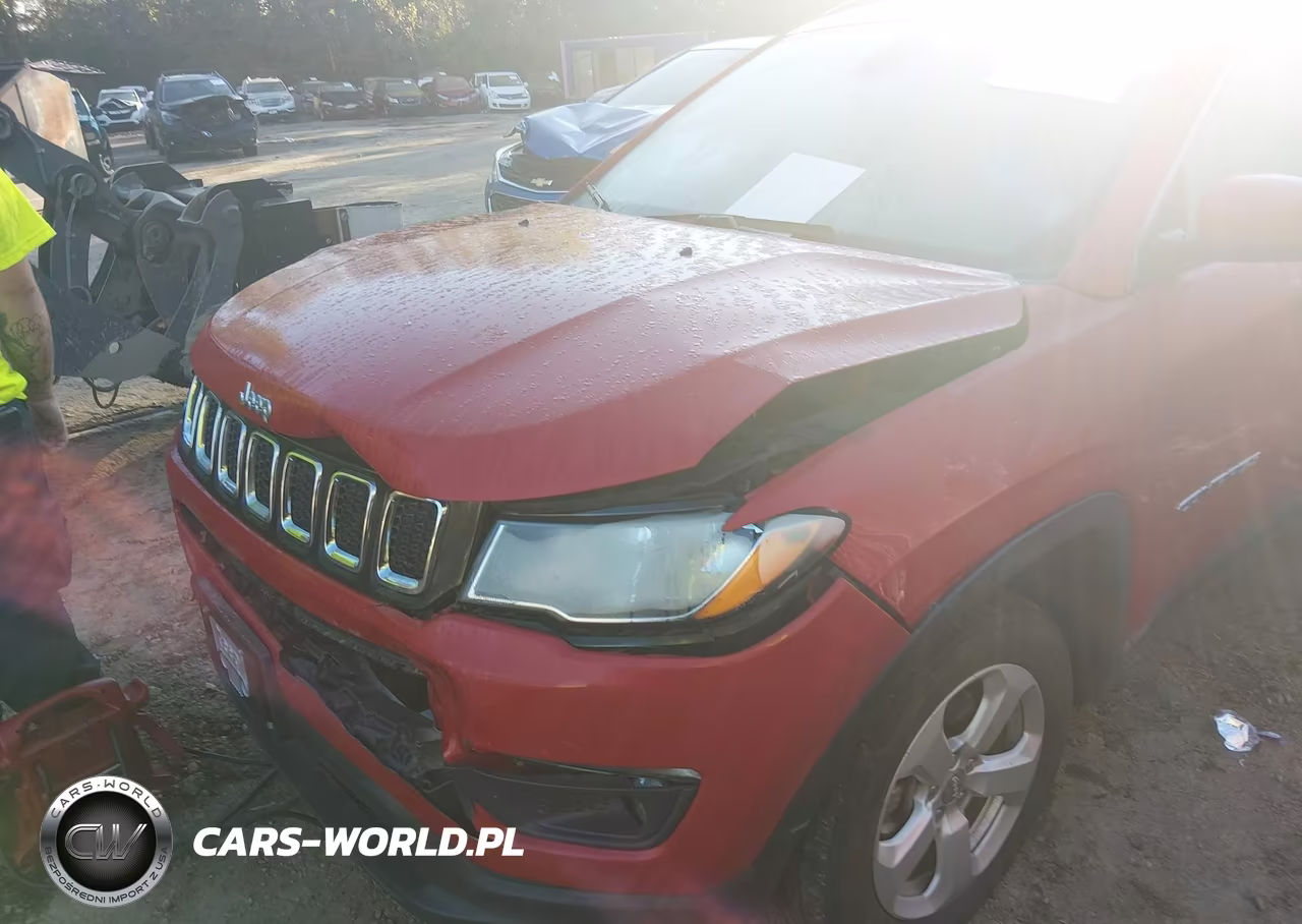 2018 Jeep Compass Latitude 4X4 VIN:3C4NJDBB5JT355839 - 6