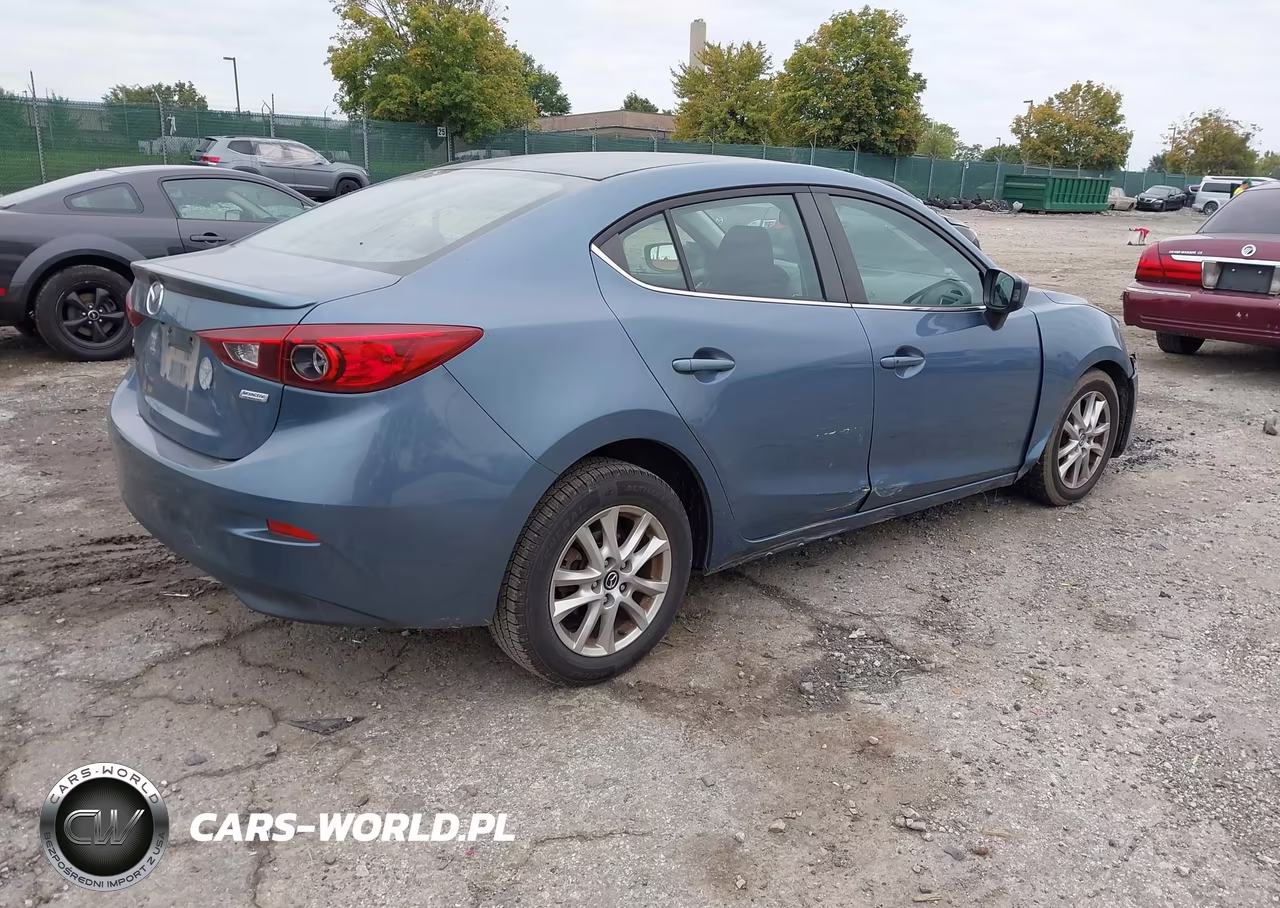 2015 Mazda Mazda3 I Touring VIN:3MZBM1V77FM134032 - 4