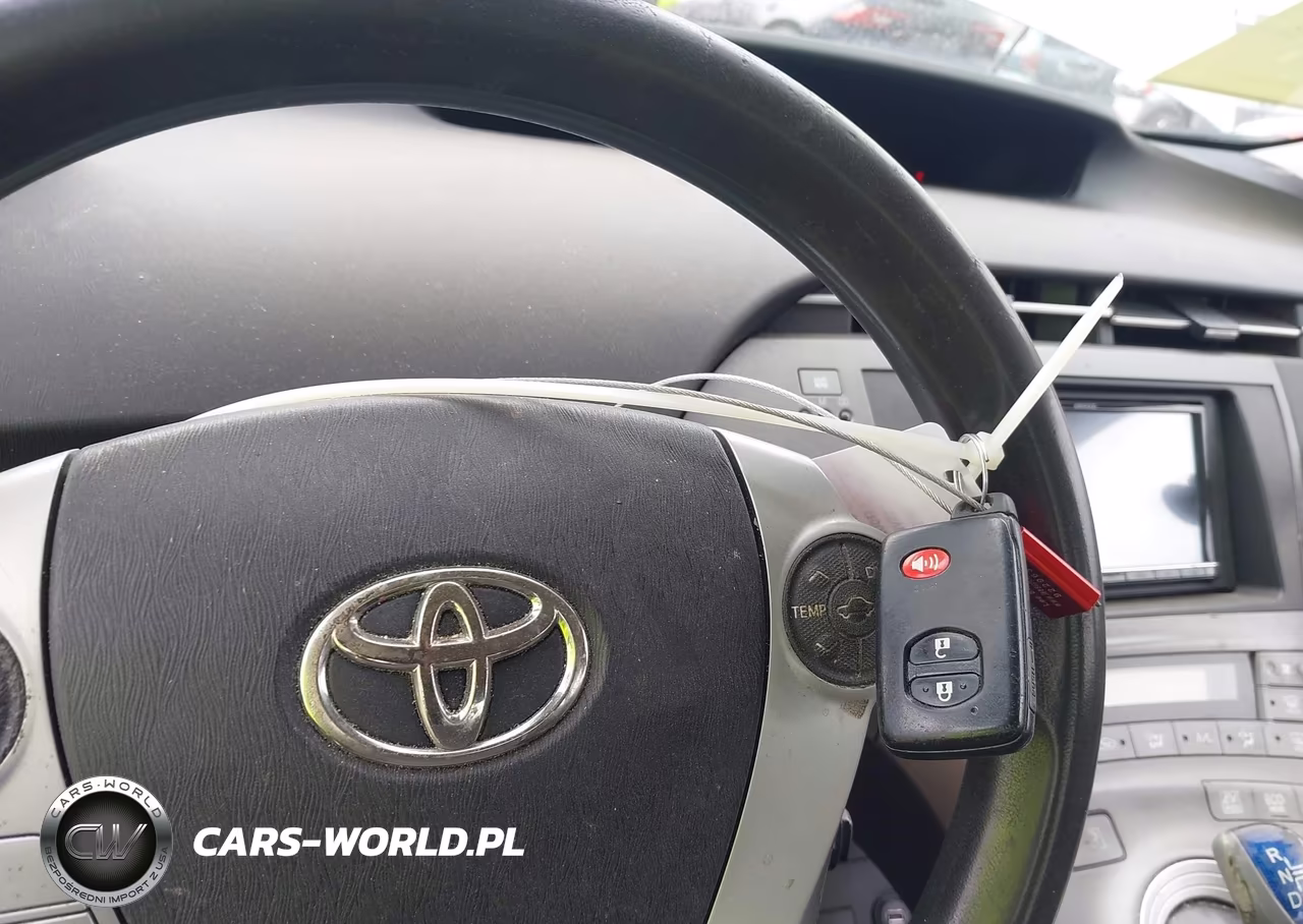 2012 Toyota Prius Two VIN:JTDKN3DU9C5416354 - 11