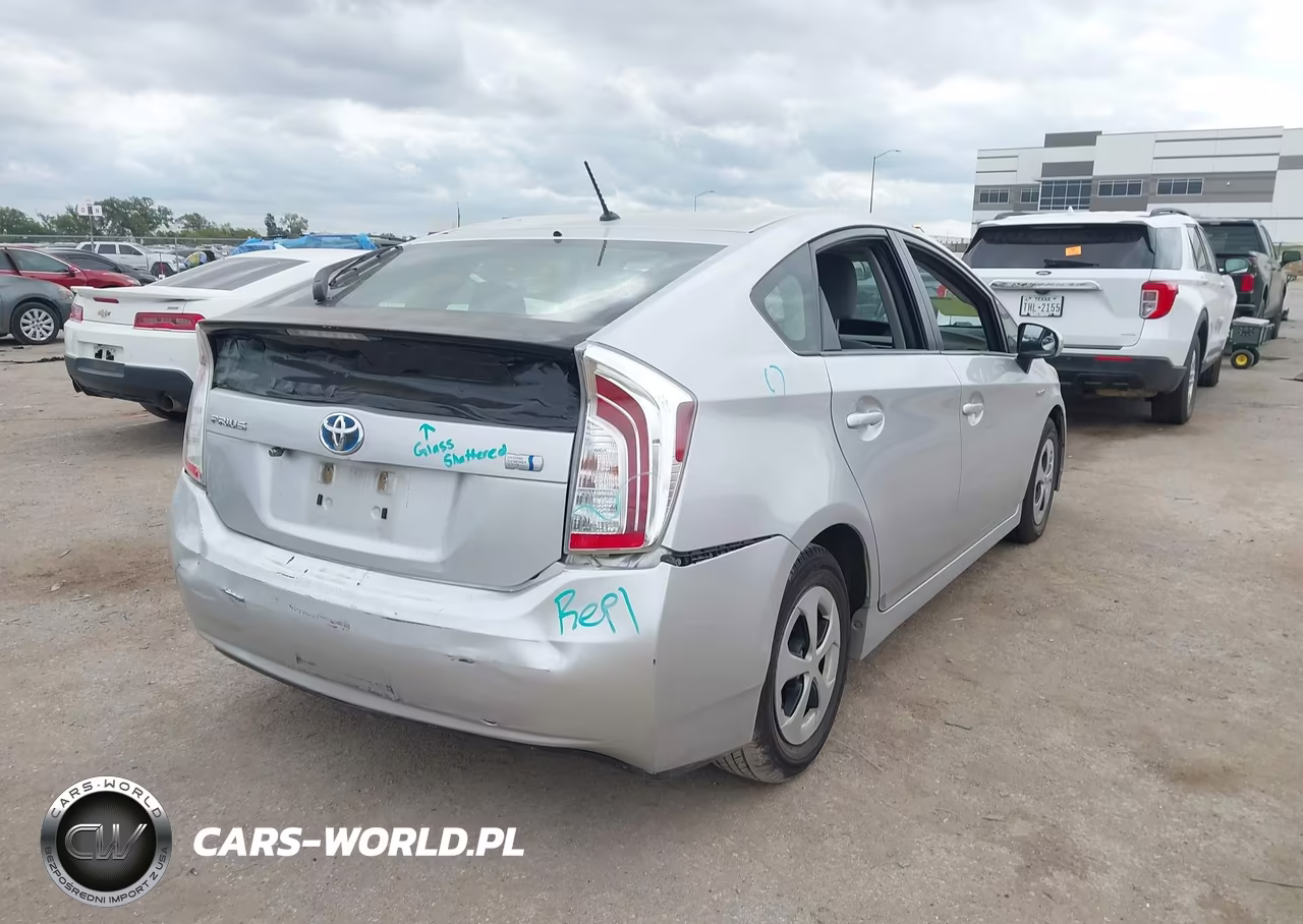 2012 Toyota Prius Two VIN:JTDKN3DU9C5416354 - 4