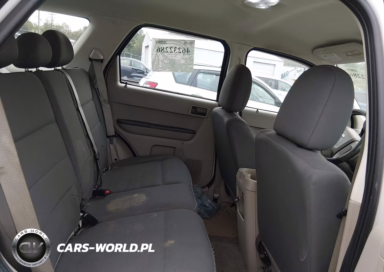 2009 Ford Escape Xls VIN:1FMCU92709KB70520 - 8