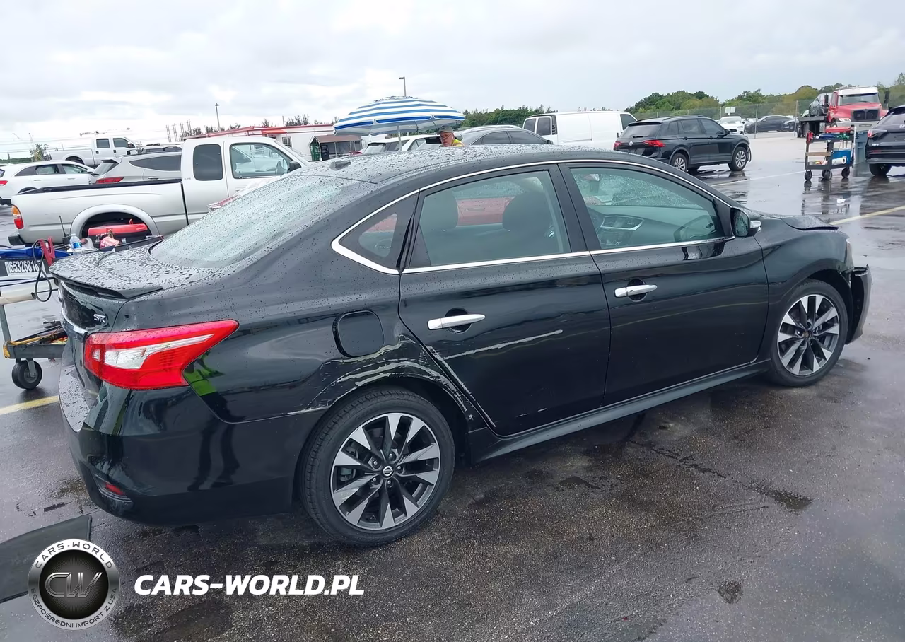 2018 Nissan Sentra Sr VIN:3N1AB7AP5JY214009 - 4