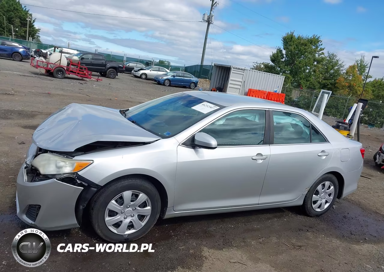 2014 Toyota Camry L VIN:4T1BF1FK0EU800783 - 15