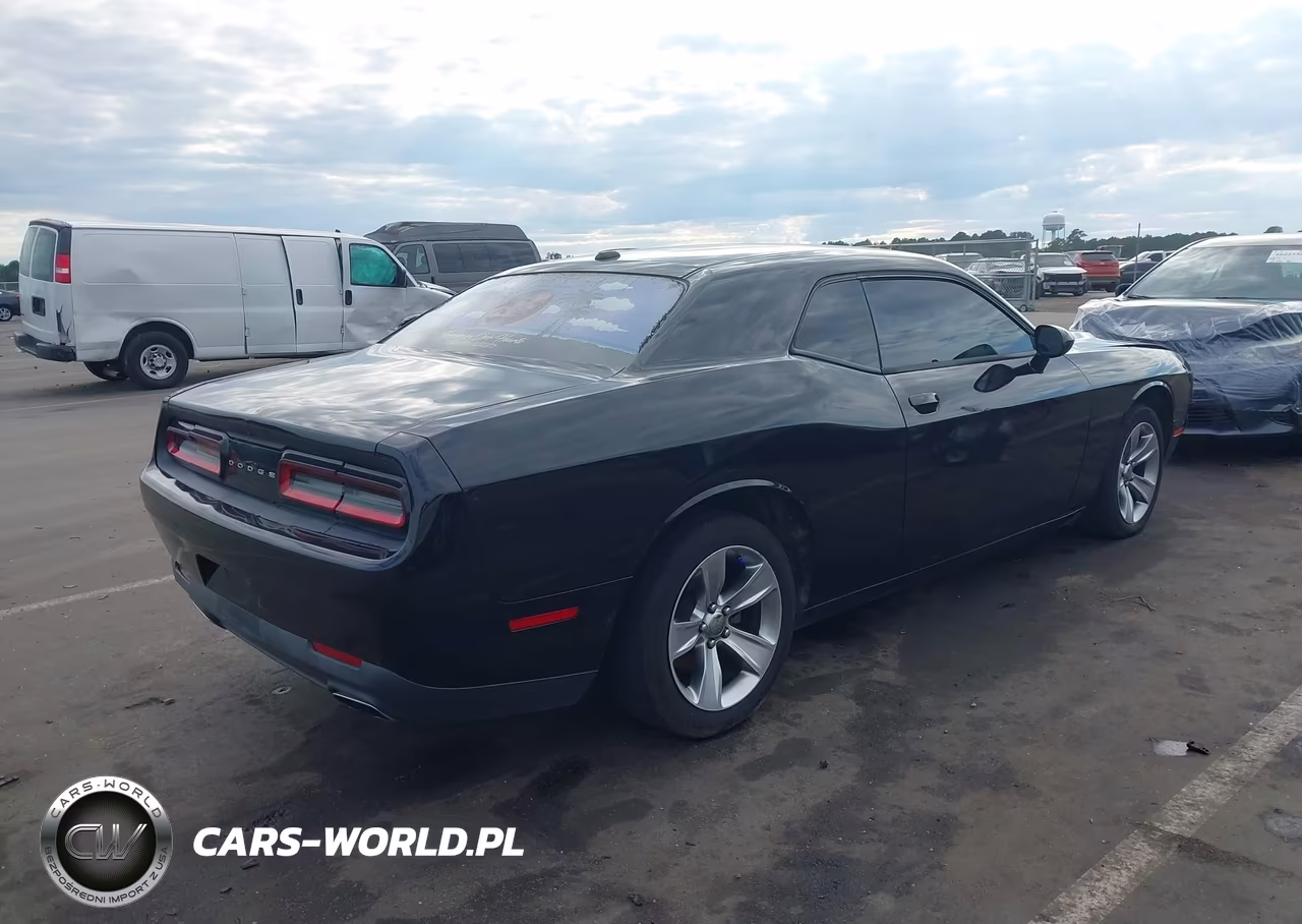 2015 Dodge Challenger Sxt VIN:2C3CDZAG9FH793602 - 4