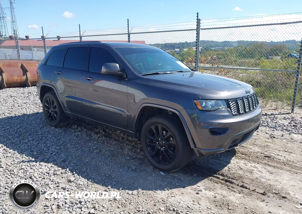 2018 Jeep Grand Cherokee Altitude 4X4 – zdjęcie 1 z 16