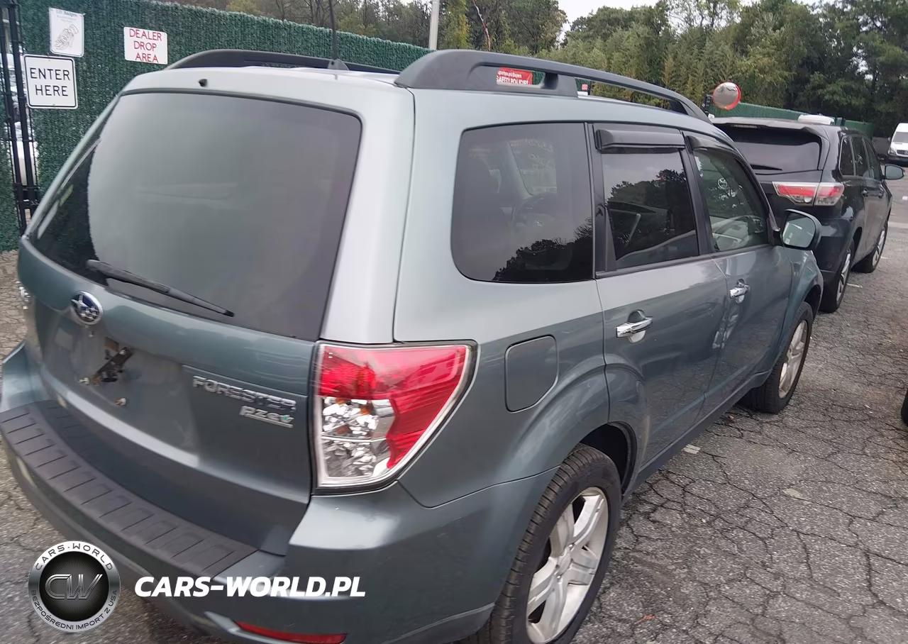2010 Subaru Forester 2.5X Premium VIN:JF2SH6CC4AH791289 - 4