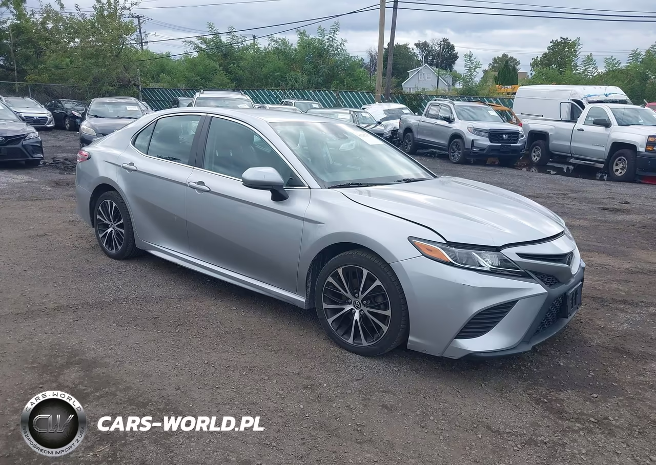 2020 Toyota Camry Se